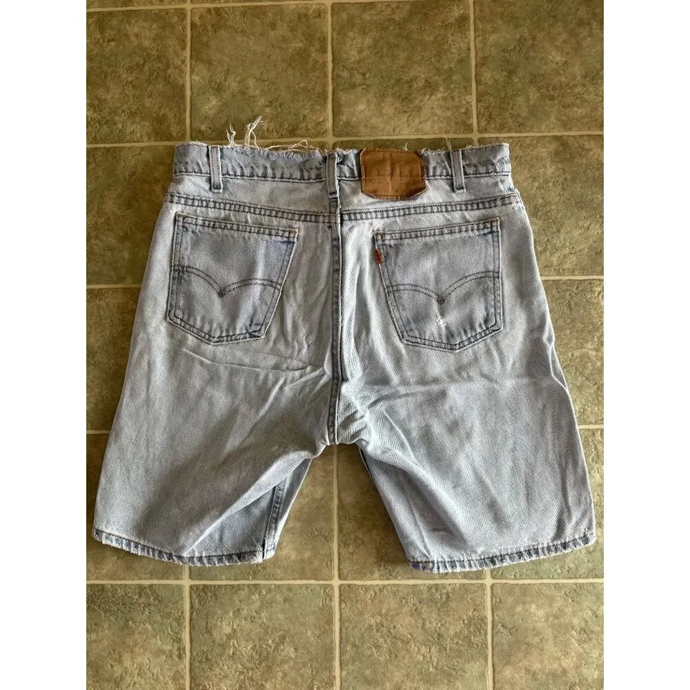 VTG Levi’s 505 Denim Shorts Men’s 32 Regular Fit USA Made 90s Light Wash‎ Jorts
